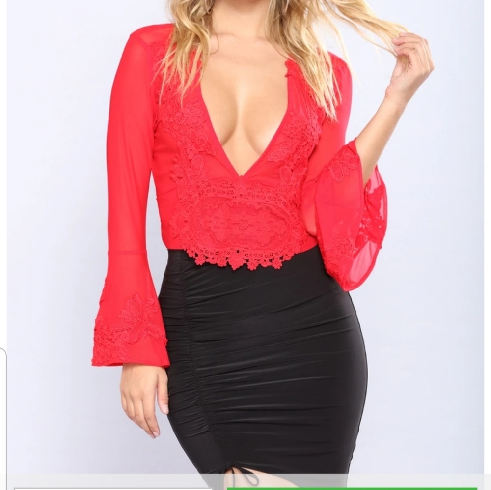 New With Tags Fashion Nova sheer lace crop top